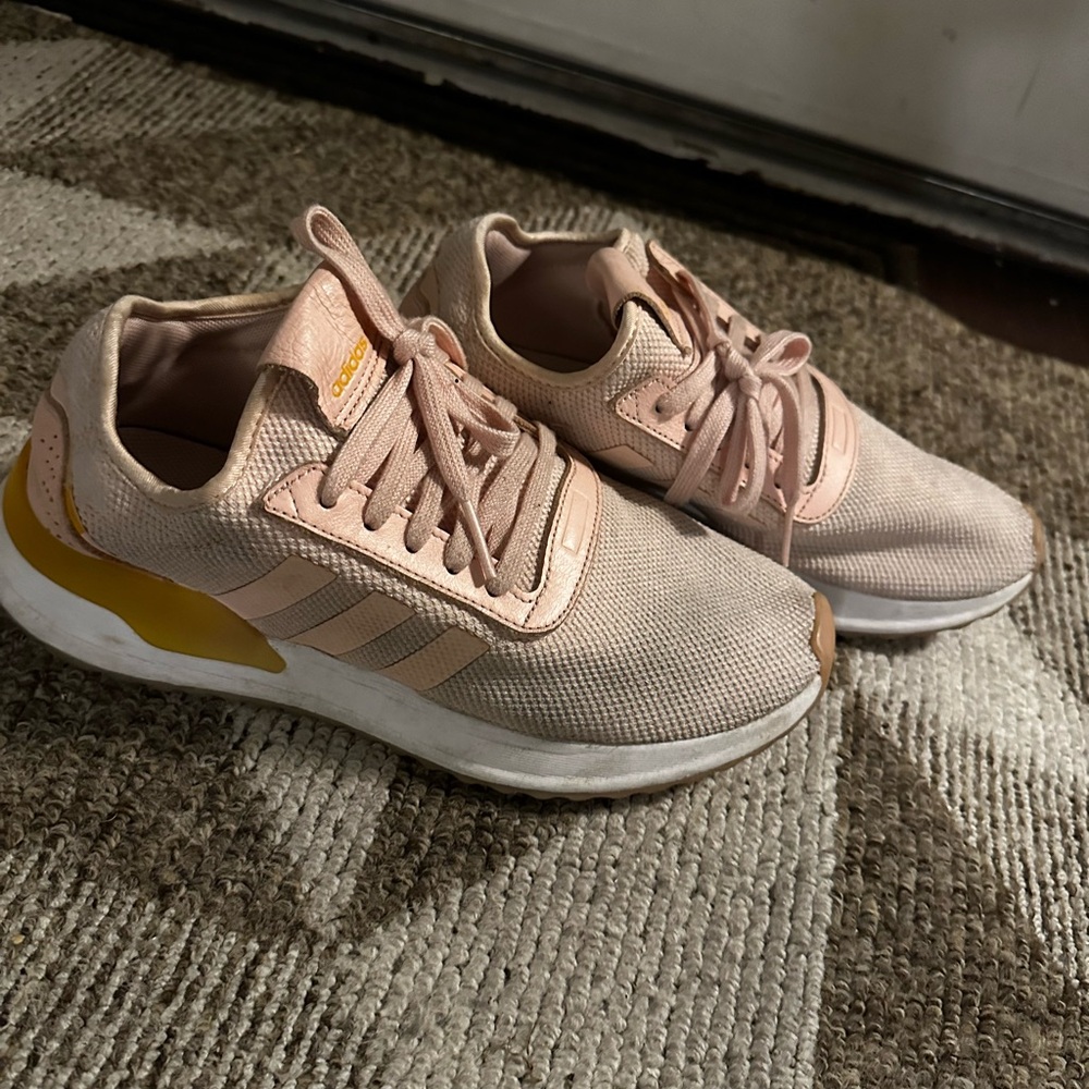 Adidas Women's Blush Sneakers (Yellow accents)